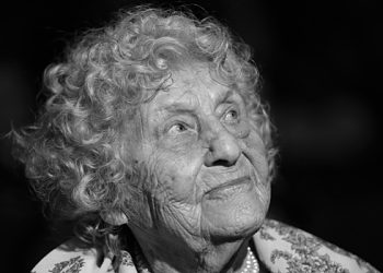 افسانوی "آئرن” کا انتقال ہوگیا