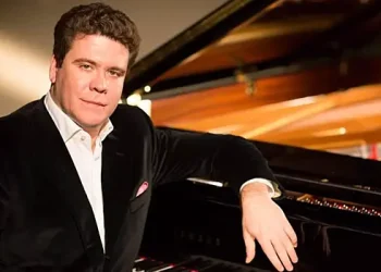 ڈینس متسوف نے کمپوزر روڈین شچڈرین کے ساتھ دوستی کے بارے میں بات کی