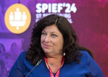 "بہت بڑا اعزاز۔” بائیڈن کے پرانے اسسٹنٹ کو روسی شہریت ملی ہے اور اس نے ملک سے محبت کا اعتراف کیا ہے