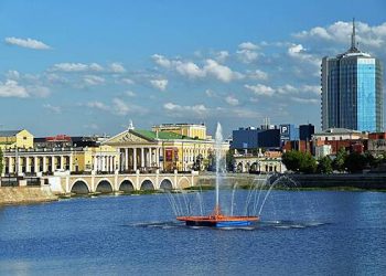 کچھ روسی علاقوں نے اگلے ہفتے گرما گرمی کا وعدہ کیا ہے