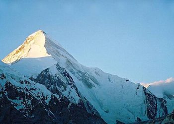 روسی کوہ پیما نے کرہ ارض کے مرکزی "قاتل پہاڑی سلسلے” کے بارے میں بات کی