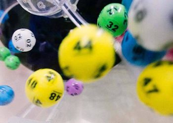 روسی خاتون نے لاٹری میں کچھ اندازہ لگائے بغیر 56 ملین روبل جیتا