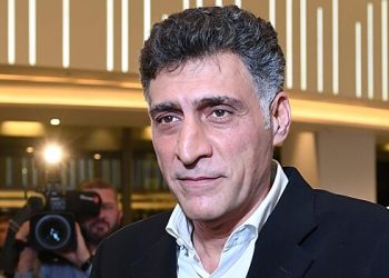 یہ معلوم ہے کہ اس کی والدہ کیوسیا کے جنازے میں کیوں نہیں ہیں