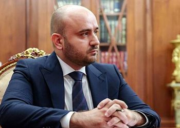 گورنر سمارا نے اجلاس میں کابینہ سے اجلاس میں مغلوب نہ ہونے کو کہا