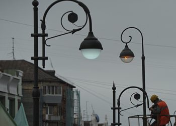 بیلجیئم میں اسٹریٹ لائٹ جزوی طور پر منقطع ہے