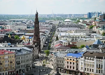 مسک کے والد نے روسی شہروں کے بارے میں بات کی جس نے اسے متاثر کیا