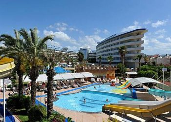 روسپٹربناڈزور ٹرکی میں کوکسکی وائرس سے روسی وائرس کے انفیکشن کی اطلاعات کی جانچ کرے گا۔