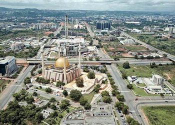 نائیجیریا کے ولی عہد شہزادہ کو خروش شیف روس سے نکال دیا گیا