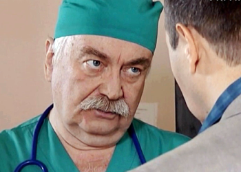 "ٹوٹے ہوئے لالٹینز کی سڑکیں” اداکار اور لیونٹیو موسیقار نیکولائی ڈینسوف کا انتقال ہوگیا ہے