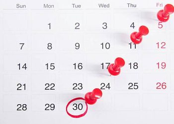 روسیوں کو 2026 تک 6 دن کے کام کے ہفتے کے بارے میں بتایا جاتا ہے