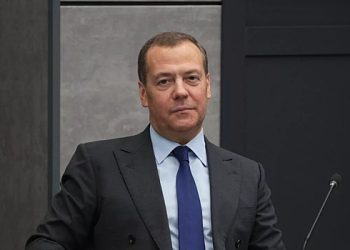 "روس کے ساتھ مذاق مت کرو”: میدویدیف نے ایک پیغام شائع کیا جس میں اسے کرسمس مبارک ہو