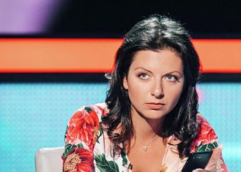 سیمونیان نے مادورو کو گرفتار کرنے والے امریکیوں کے سیاق و سباق کے بارے میں ایک الجھا ہوا تبصرہ چھوڑا